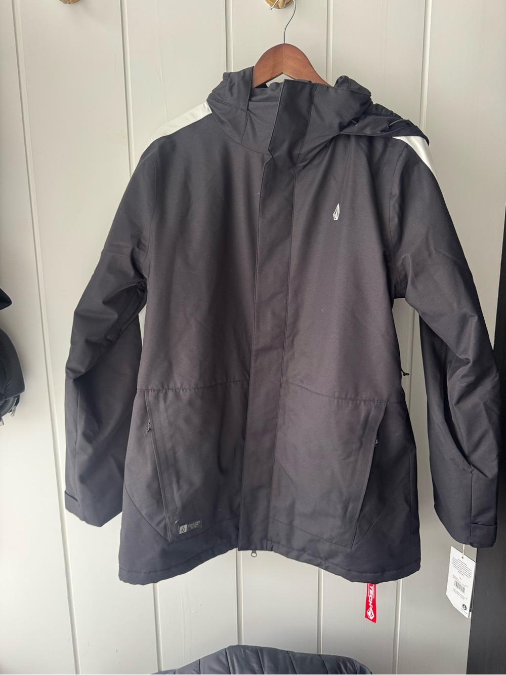 Brand New Volcom Women Black Hooded Winter Jacket